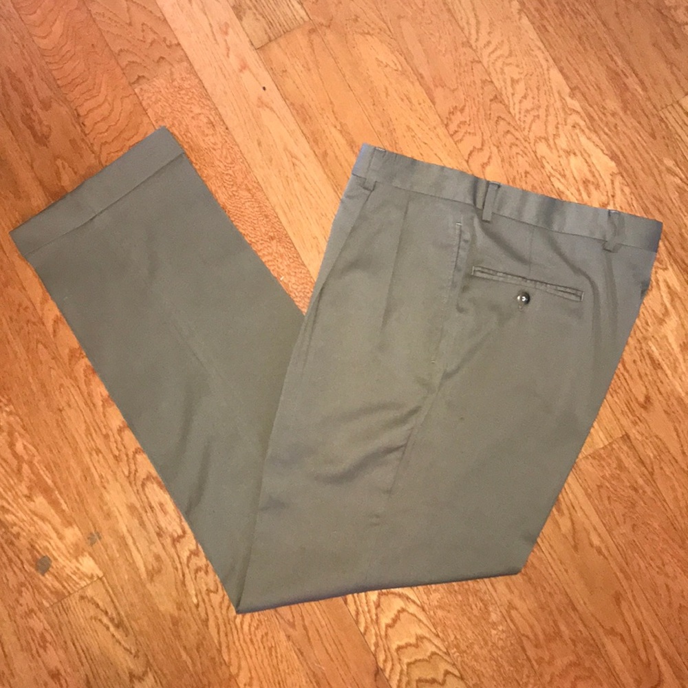 Jos. A. Bank Signature Collection Pleated Slacks